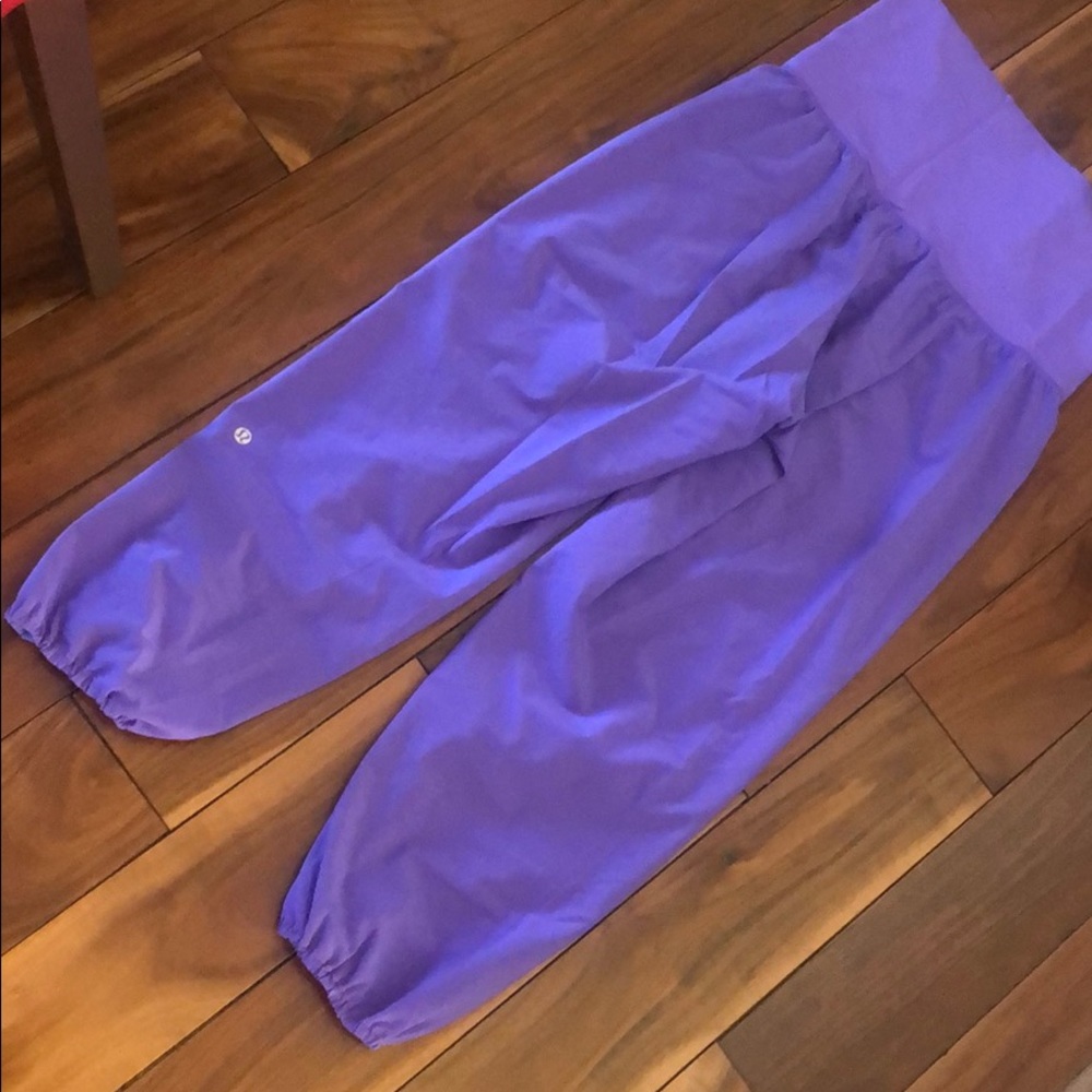 Lululemon pants - Picture 2 of 2